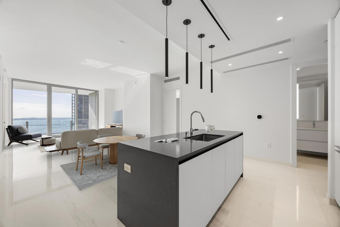 ASTON MARTIN RESIDENCES - Main Image